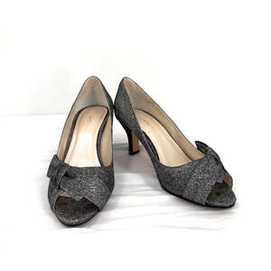 Caparros Womens 5.5 B Silver Metallic Glitter Peep Toe Bow Kitten Heels Pumps